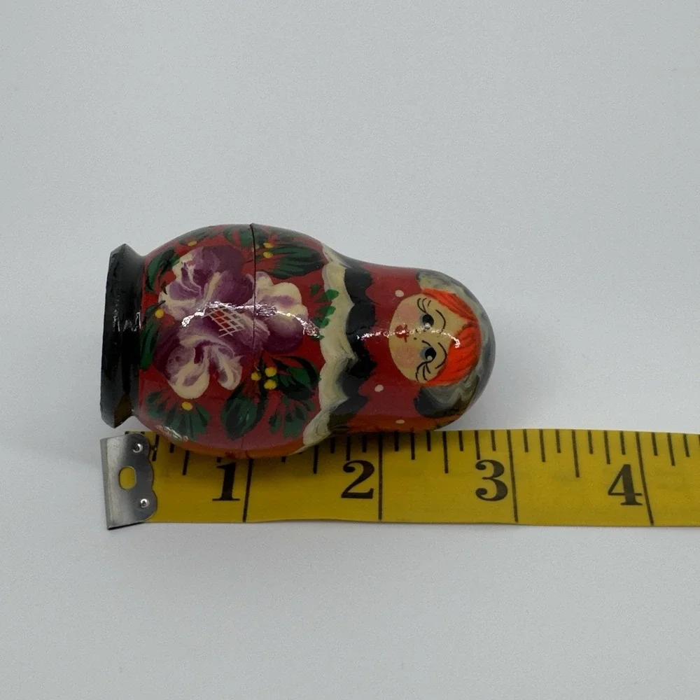 Vintage Russian Nesting Dolls Set Hand Painted Red Floral Matryoshka Mini 3pc‎